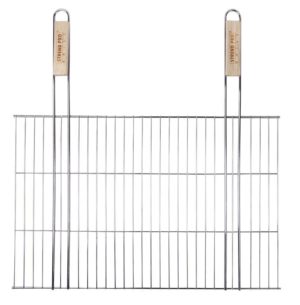 Drôtený rošt slúži pre grilovanie. Hlavná grilovacia časť má rozmery 380 x 580 mm a je vyrobená z drôtu hrubého 620 mm. Na hranatú časť roštu sa napájajú rúčky pre jeho premiestňovanie