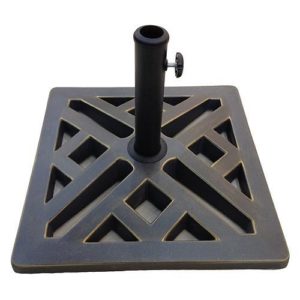 Stojan je už na prvý pohľad výnimočný svojou spodnou podstavou