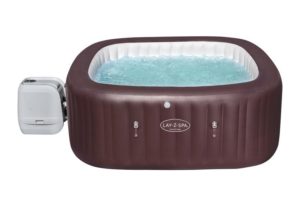 Bestway® Lay-Z-Spa® Maldives HydroJet je vírivka so systémom 8 trysiek HydroJet umiestnených v rohoch stien tak